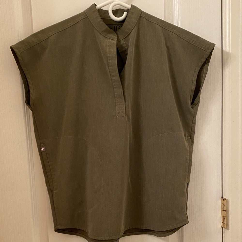 Figs Technical Collection in Olive